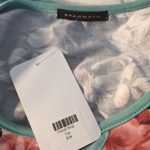3/$20{Staccato} Floral/Stripe T-Shirt Size M - Picture 4 of 5